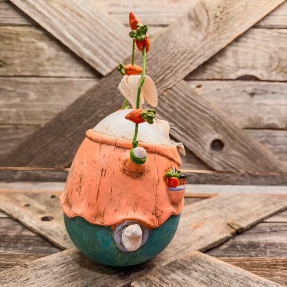 Vintage Humpty Dumpty Easter Bunny Juggling Carrots w/ Pockets Full of Veggies - Picture 7 of 7